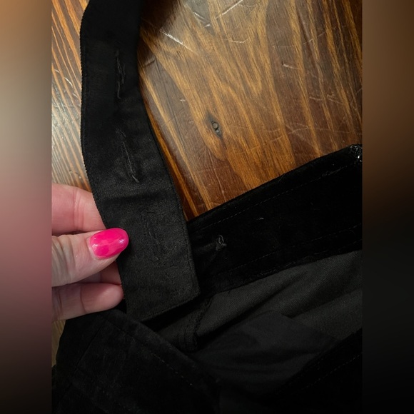 MODCLOTH Cupcake Consultant Pinafore Black Velvet Overall - Picture 7 of 8